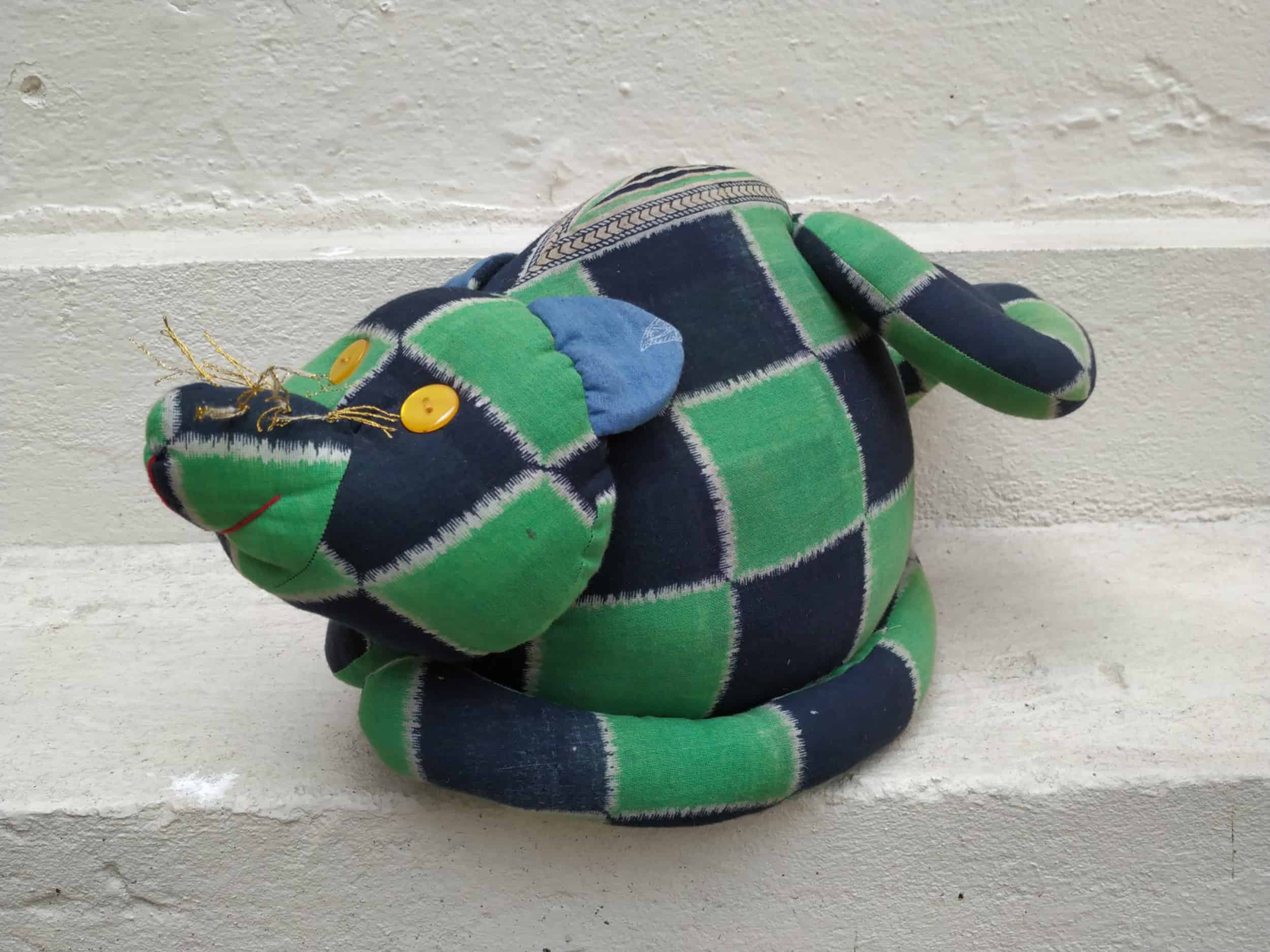 Cat door stopper Sasha Association for Craft Producers