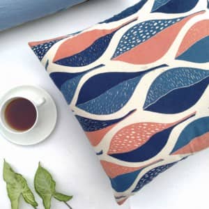 Leaf print cushion cover